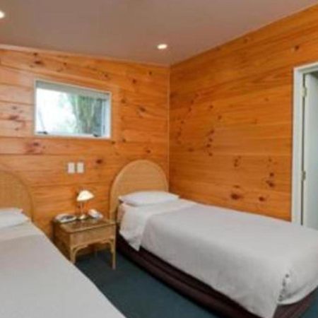 Pauanui Pines Motor Lodge Oda fotoğraf