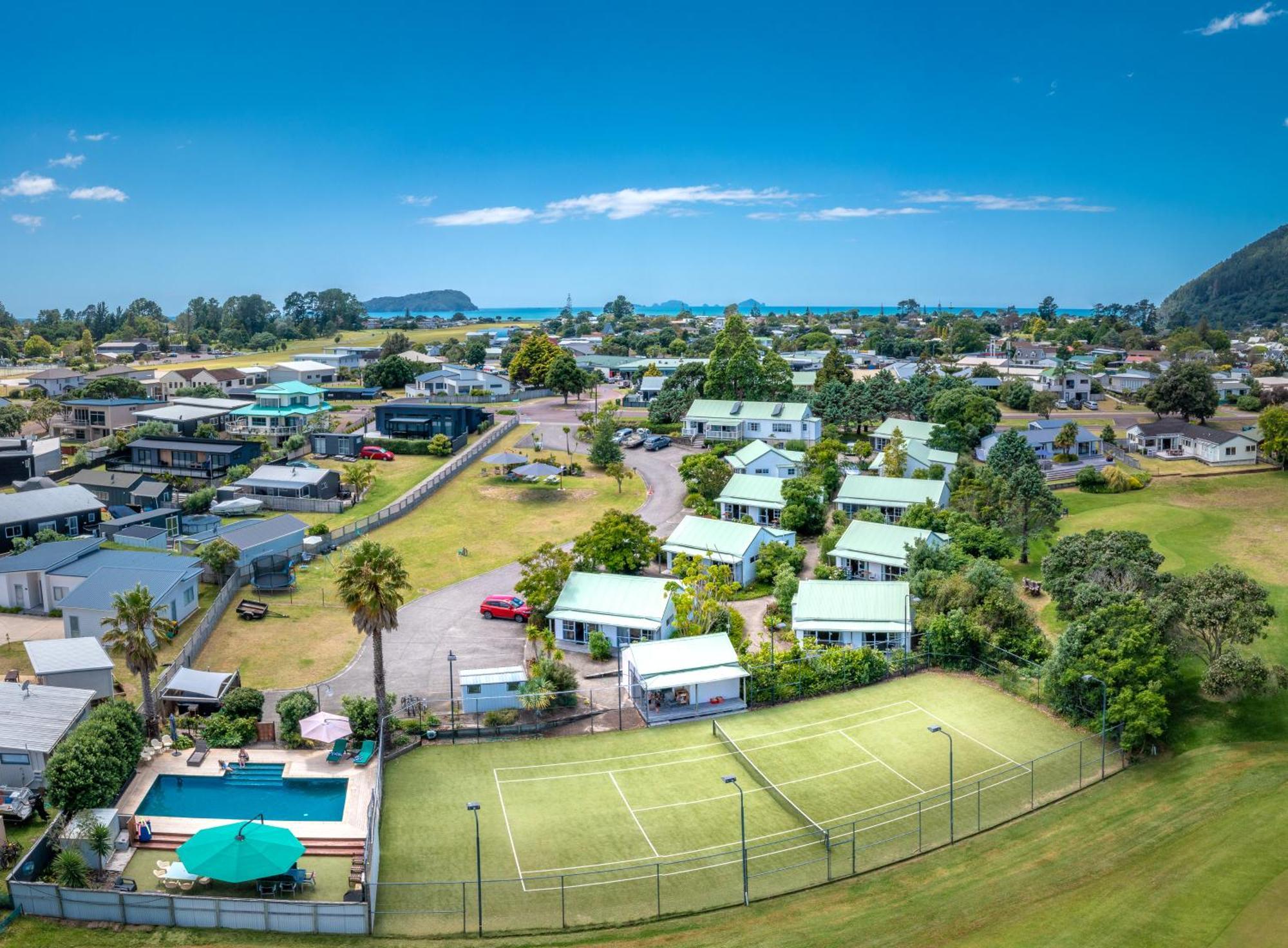 Pauanui Pines Motor Lodge Dış mekan fotoğraf
