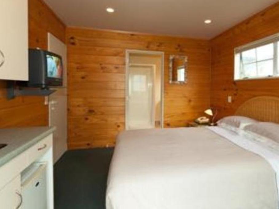 Pauanui Pines Motor Lodge Dış mekan fotoğraf
