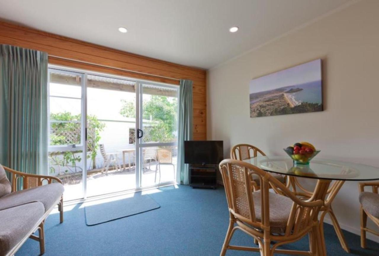 Pauanui Pines Motor Lodge Dış mekan fotoğraf