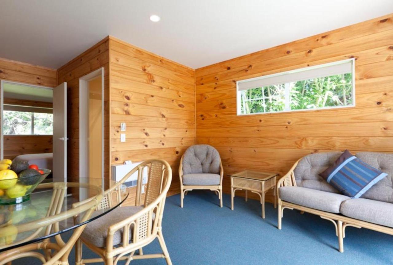 Pauanui Pines Motor Lodge Dış mekan fotoğraf