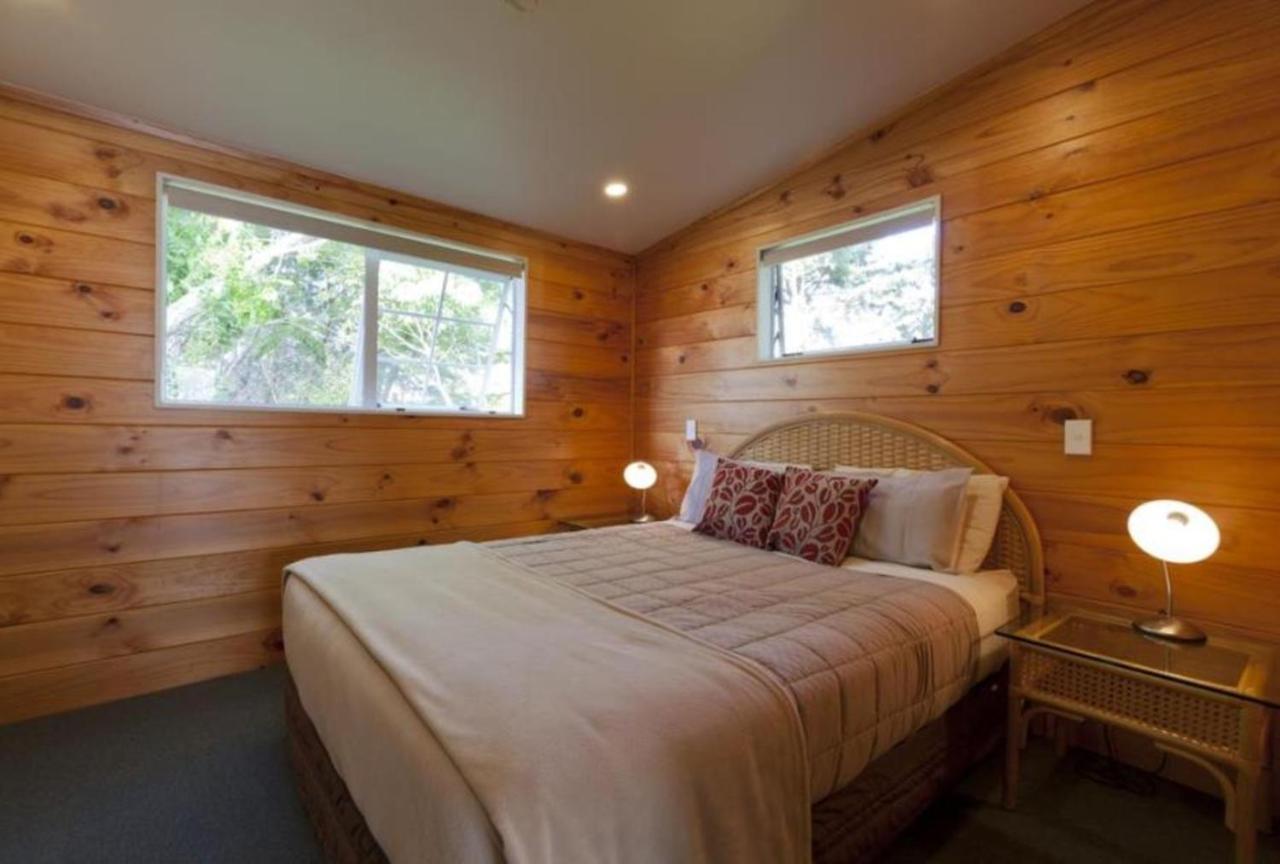 Pauanui Pines Motor Lodge Dış mekan fotoğraf